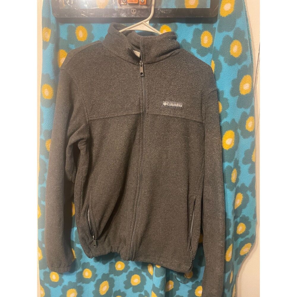 Columbia zip up size medium